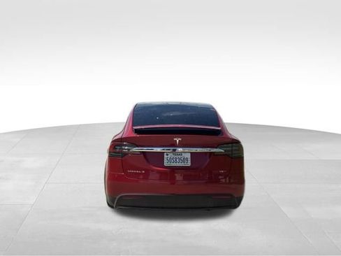 Used 2018 Tesla Model X 75D AWD/4WD image 4