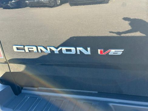 Used 2019 GMC Canyon All Terrain w/ Trailering Package image 9