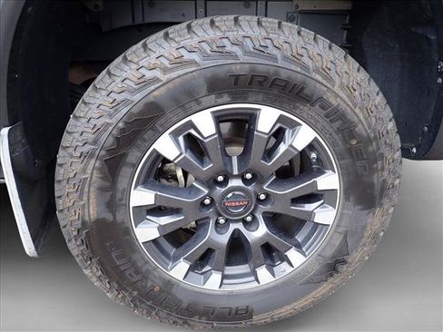 Used 2020 Nissan Titan PRO-4X w/ Pro-4x Convenience Package AWD/4WD image 4