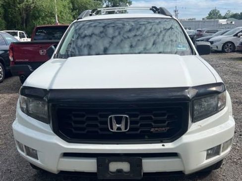 Used 2014 Honda Ridgeline Sport image 2