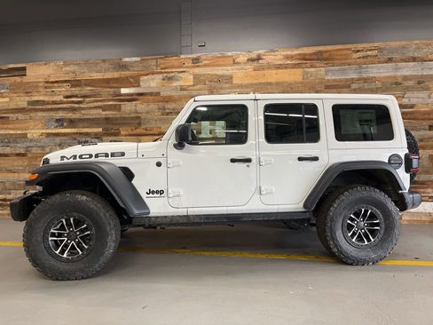 New 2026 Jeep Wrangler Moab image 21