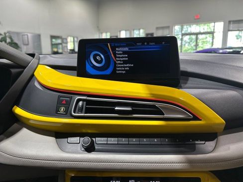 Used 2015 BMW i8 AWD/4WD image 43