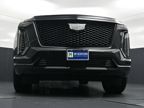 Used 2025 Cadillac Escalade Sport w/ LPO, ONYX Package AWD/4WD image 27