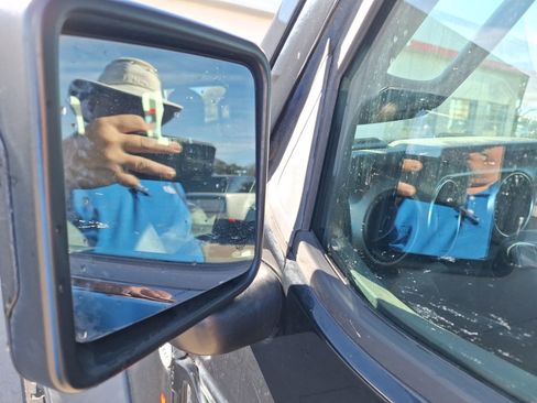 Used 2020 Jeep Gladiator Sport w/ Quick Order Package 24S image 17