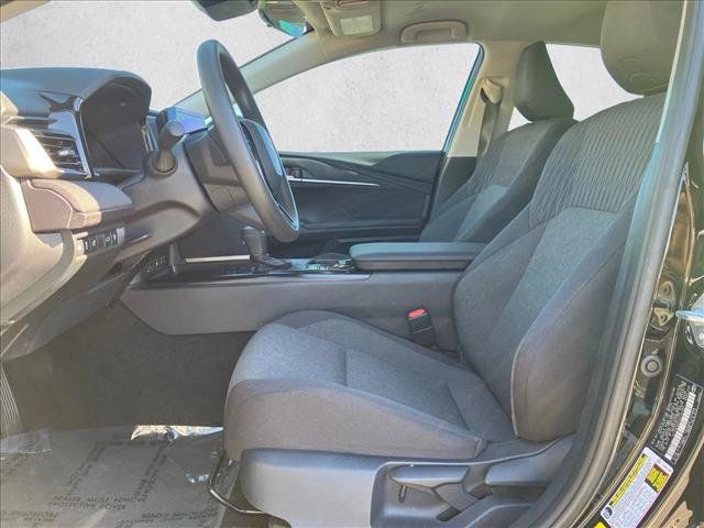 Used 2025 Toyota Camry LE FWD image 16