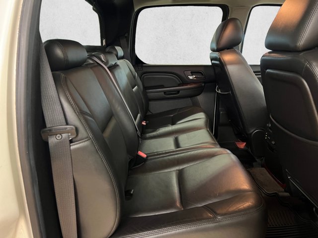 Used 2012 Cadillac Escalade EXT Luxury AWD/4WD image 22