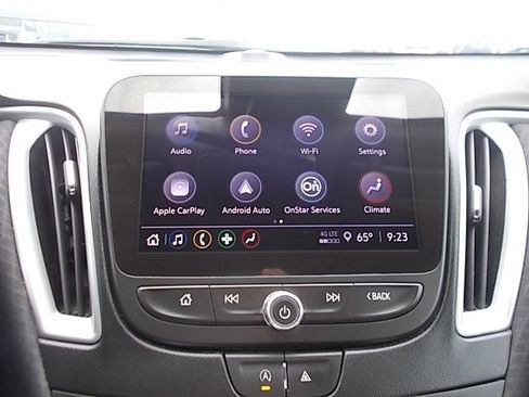 Used 2023 Chevrolet Malibu LT image 17