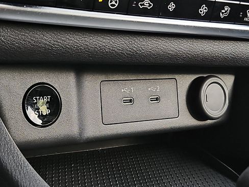 Certified 2024 Nissan Rogue SV w/ SV Premium Package image 22