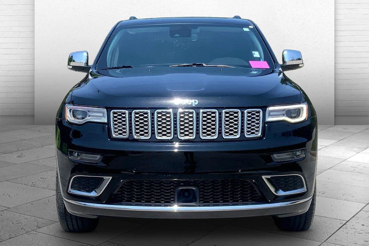Used 2021 Jeep Grand Cherokee Summit AWD/4WD image 2