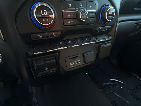 Used 2019 Chevrolet Silverado 1500 LT w/ All-Star Edition AWD/4WD image 25