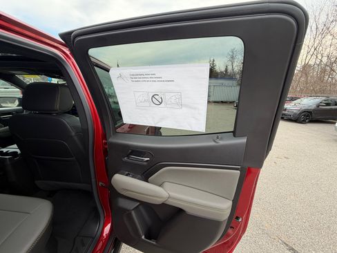 New 2026 Chevrolet Colorado ZR2 w/ Technology Package AWD/4WD image 25