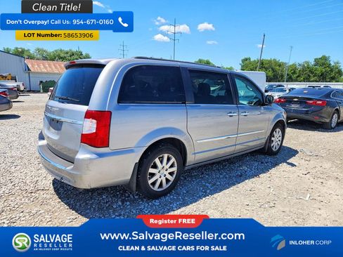 Used 2015 Chrysler Town & Country Touring w/ Mopar Premium Addition Group FWD image 4