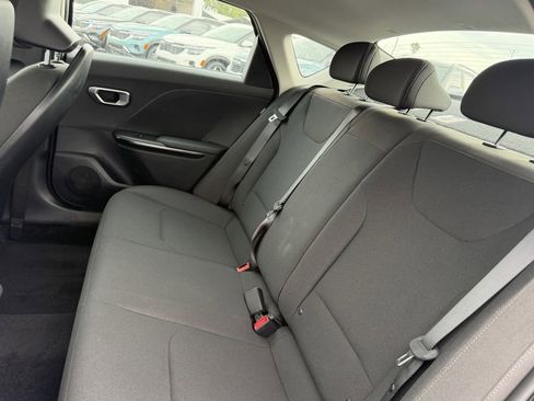 New 2026 Kia K4 FWD image 19