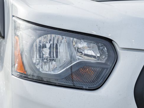 New 2026 Ford Transit 250 148 Medium Roof w/ Load Area Protection Package image 11