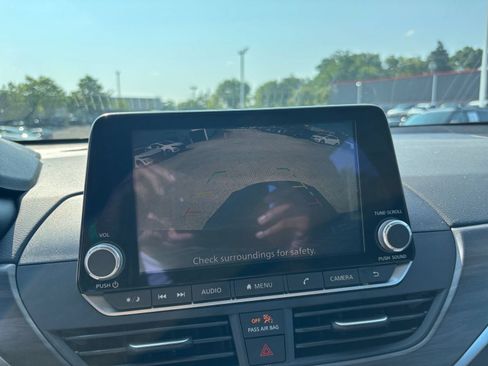 Used 2026 Nissan Altima 2.5 SV FWD image 23