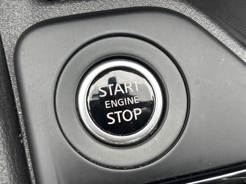 Used 2025 Nissan Sentra S image 28