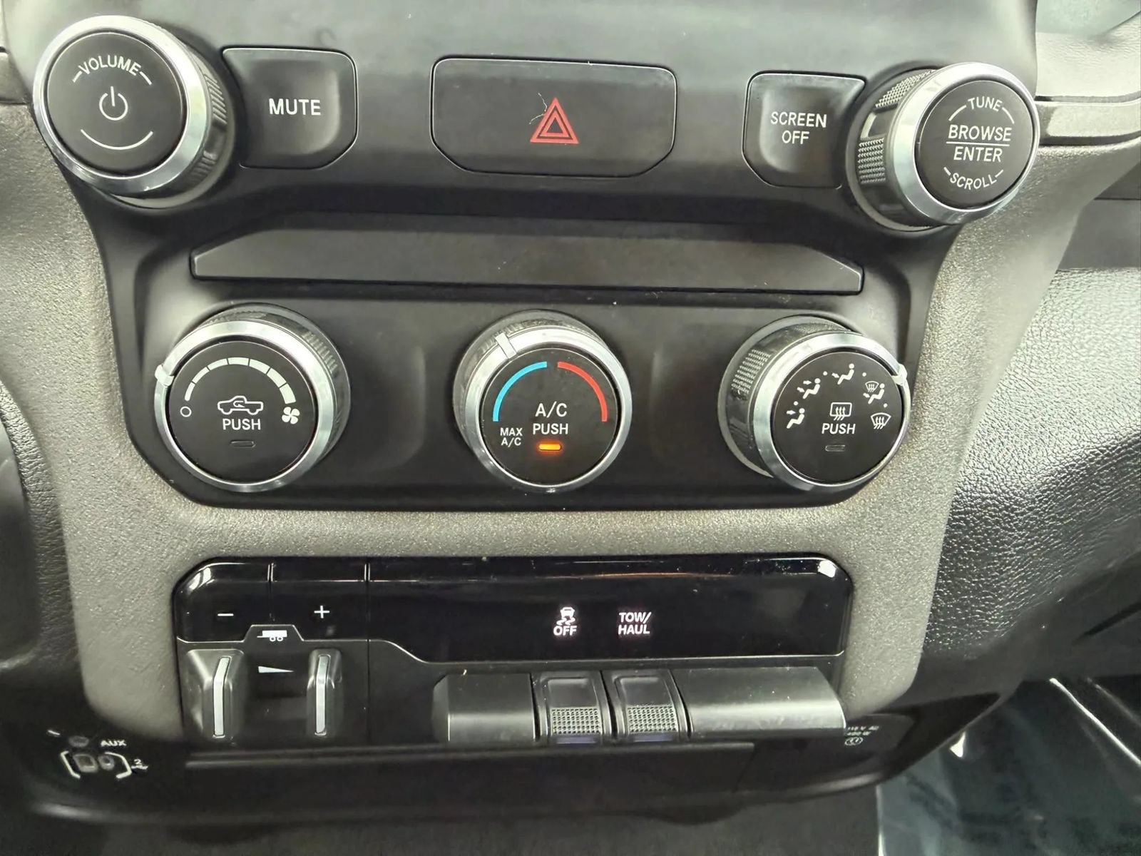Used 2023 RAM 2500 Tradesman AWD/4WD image 15