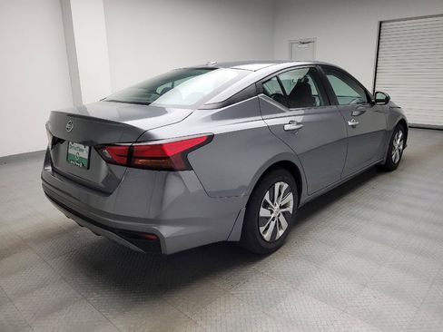 Used 2019 Nissan Altima 2.5 S FWD image 9