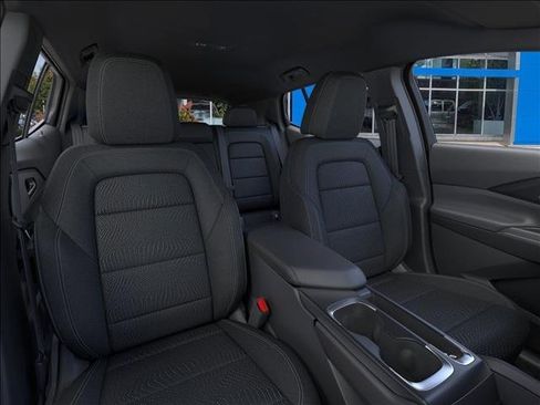 New 2026 Chevrolet Equinox EV LT image 16