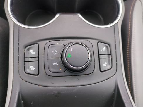 Used 2019 GMC Terrain SLT w/ Preferred Package FWD image 27