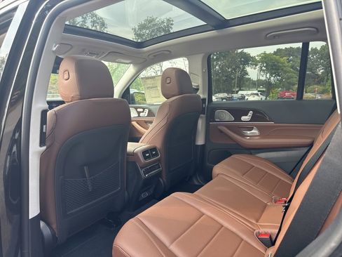 New 2026 Mercedes-Benz GLS 450 4MATIC image 22