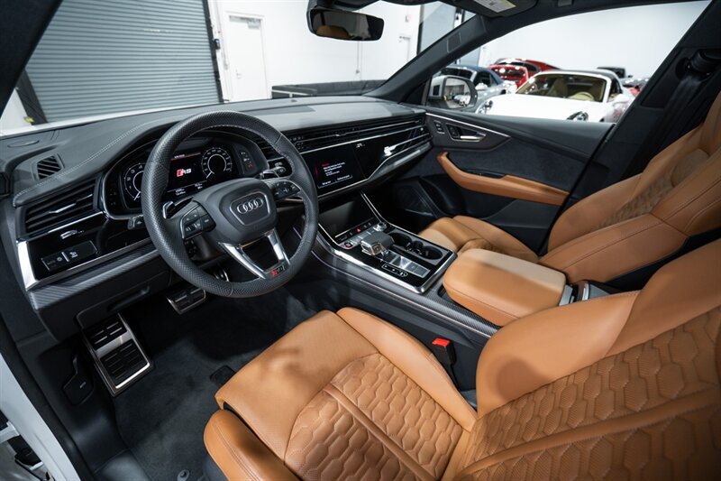 Used 2025 Audi RS Q8 performance AWD/4WD image 18