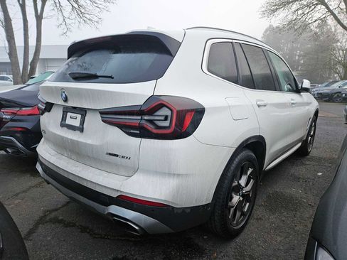 Used 2023 BMW X3 xDrive30i image 2