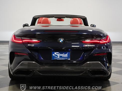 Used 2022 BMW M850i xDrive Convertible image 10