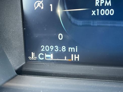 Used 2025 Lincoln Corsair FWD w/ Equipment Group 101A image 27