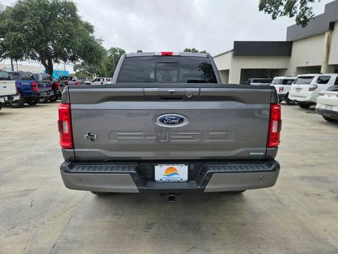 Used 2022 Ford F150 XLT w/ Equipment Group 302A High AWD/4WD image 7