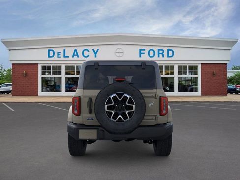 New 2026 Ford Bronco Outer Banks image 5