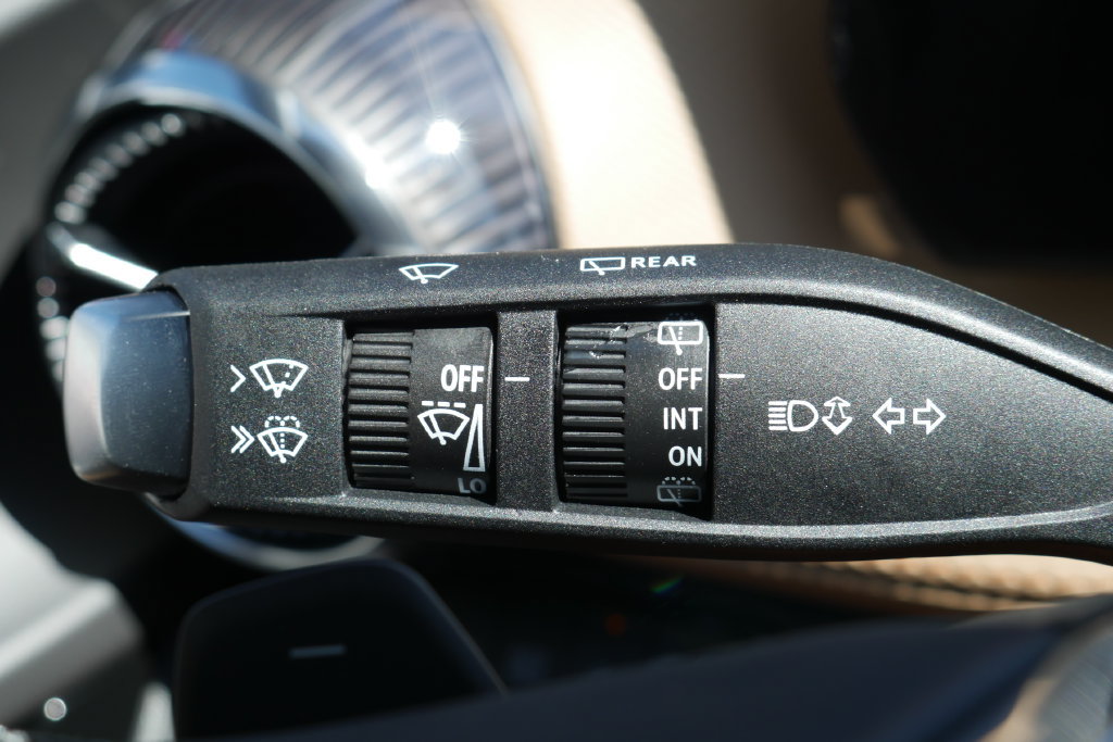 New 2027 Chevrolet Equinox ACTIV w/ Convenience Package III AWD/4WD image 26