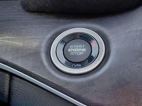 Used 2023 Jeep Grand Cherokee Limited w/ Trailer Tow Prep Group (B) image 25