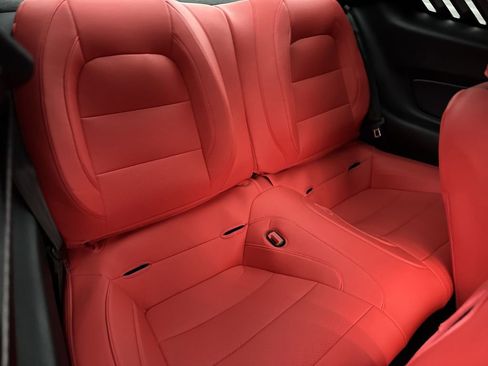 Used 2019 Ford Mustang Coupe image 15