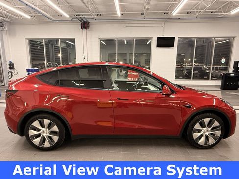 Used 2023 Tesla Model Y Long Range image 8