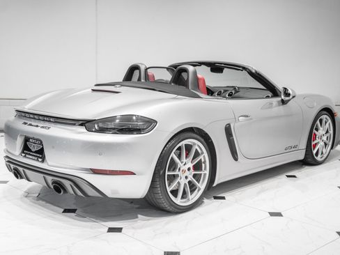 Used 2024 Porsche 718 Boxster GTS RWD image 9