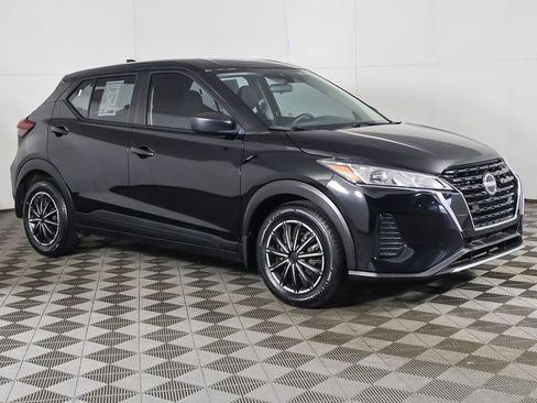 Used 2022 Nissan Kicks S FWD image 43