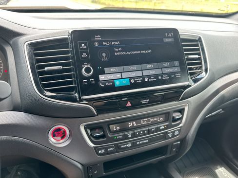 Used 2025 Honda Ridgeline RTL image 16