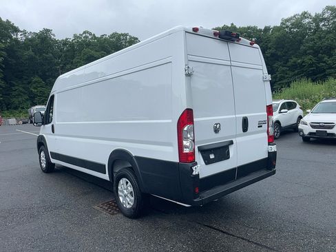 Used 2025 RAM ProMaster 3500 w/ Quick Order Package 22G SLT FWD image 7