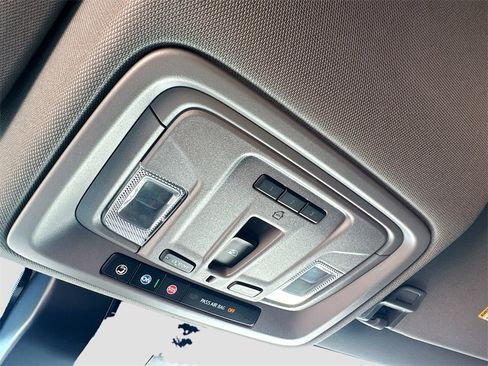 Used 2025 GMC Sierra 1500 Elevation w/ Elevation Premium Package image 20