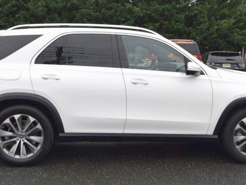 Used 2021 Mercedes-Benz GLE 350 4MATIC w/ Premium Package image 12