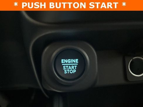 New 2025 Ford Maverick XLT w/ XLT Luxury Package image 19