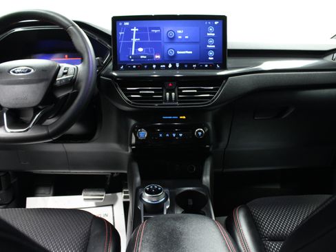 Used 2024 Ford Escape ST-Line w/ Tech Pack #1 FWD image 18