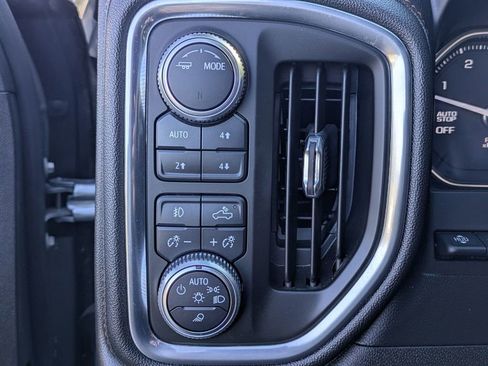 Used 2020 GMC Sierra 1500 AT4 w/ Technology Package image 18