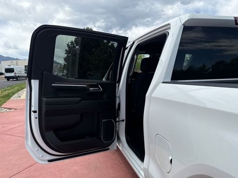 Used 2024 GMC Sierra 1500 Elevation AWD/4WD image 17