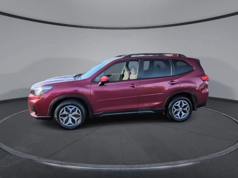 Used 2019 Subaru Forester Premium image 4