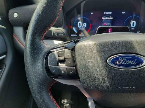 Used 2025 Ford Explorer ST-Line w/ Premium Package image 16