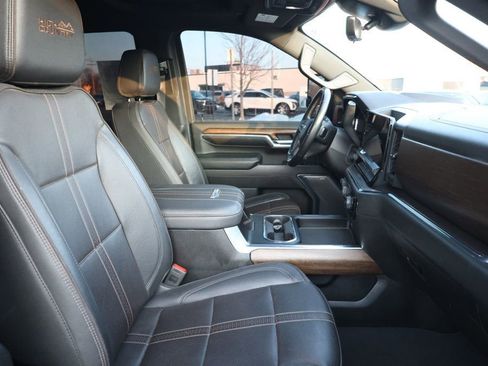 Used 2024 Chevrolet Silverado 3500 High Country w/ High Country Premium Package image 25