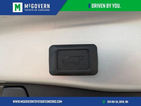 Used 2023 Toyota RAV4 XLE w/ Convenience Package AWD/4WD image 21