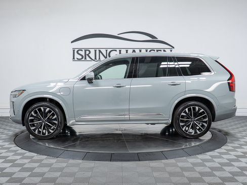 New 2026 Volvo XC90 T8 Plus w/ Protection Package Premier AWD/4WD image 8